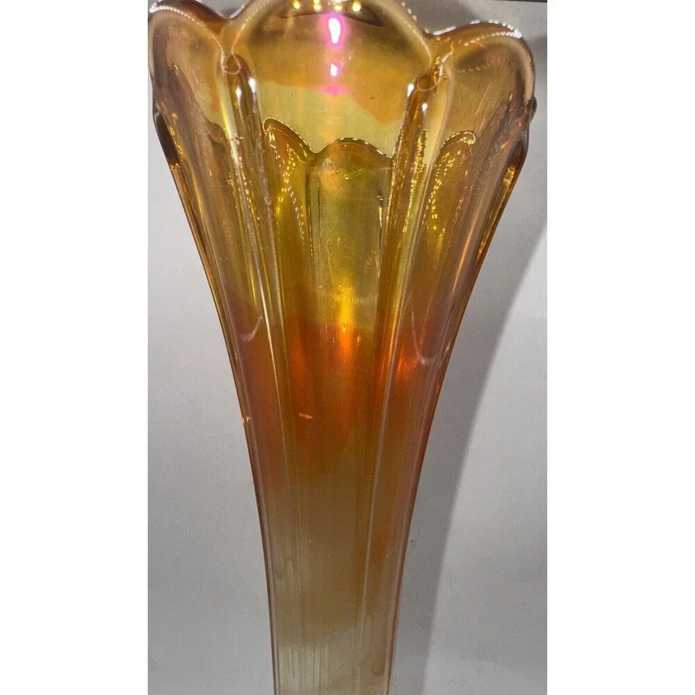 Imperial Glass swung carnival